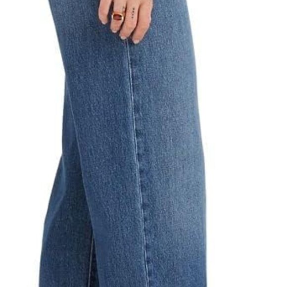 NWT Levi's Women's 94 Baggy Jeans - Indigo Worn In, 26/27/28 - Picture 2 of 4